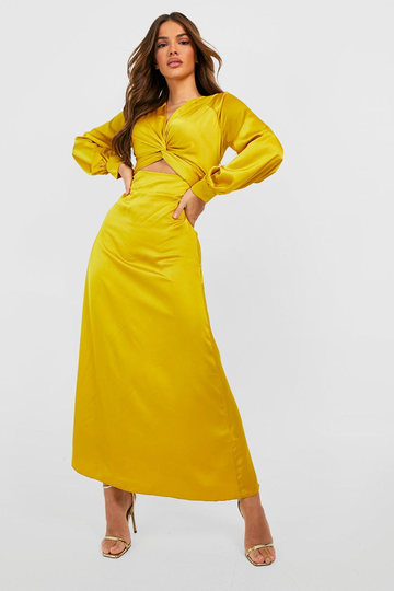 Långklänning I Satin Med Cut-Out, Yellow