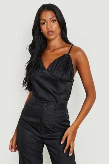 Tall - Plisserat Linne Med Kupor, Black