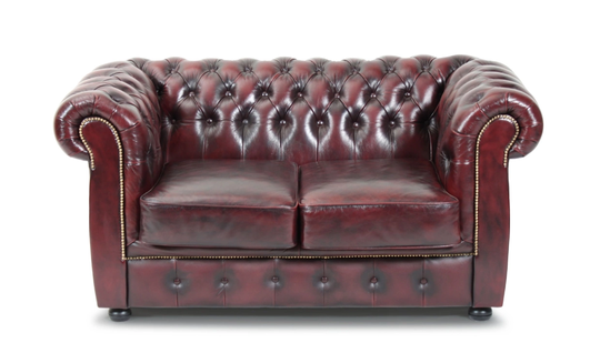 MANCHESTER 2-sits Chesterfieldsoffa Oxblod