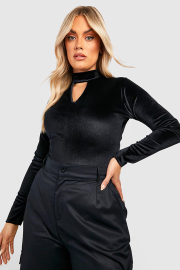 Plus - Body I Sammet Med Cut-Out, Black
