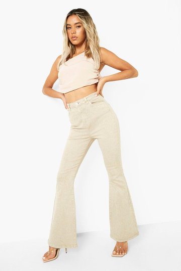 Jeans Med Stretch, Utsvängda Ben Och Hög Midja