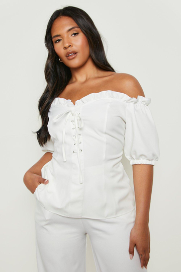 Plus - Off Shoulder-Topp Med Hjärtformad Skärning Och Knytdetalj, White