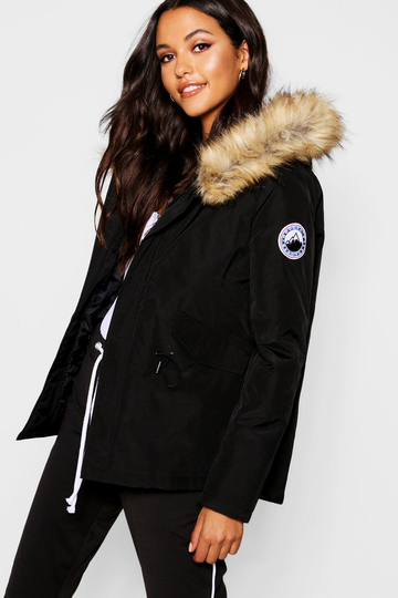 Luxe Parkasjacka I Sportig Modell Med Fuskpäls, Black