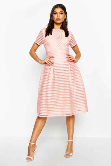 Boutique Knälång Balklänning Med Vid Kjol, Pink