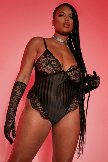 Plus - Randig Body I Spets, Black