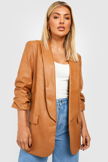 Kavaj I Konstläder Med Rynkade Detaljer, Beige