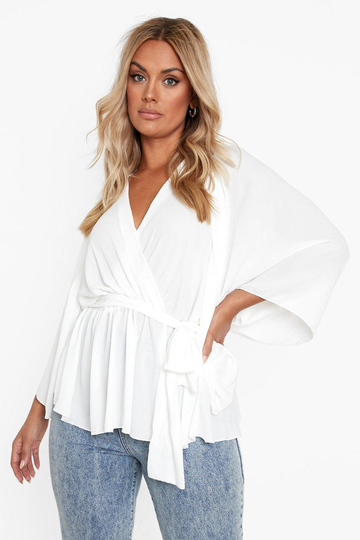 Plus - Omlottblus Med Peplum Och Vid Ärm, White