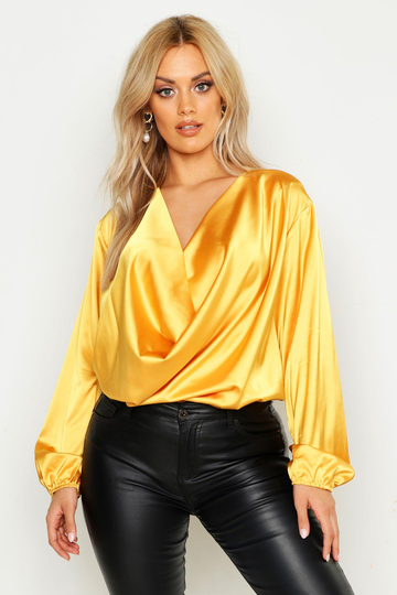 Plus - Långärmad Blus I Satin Med Draperad Hals, Yellow
