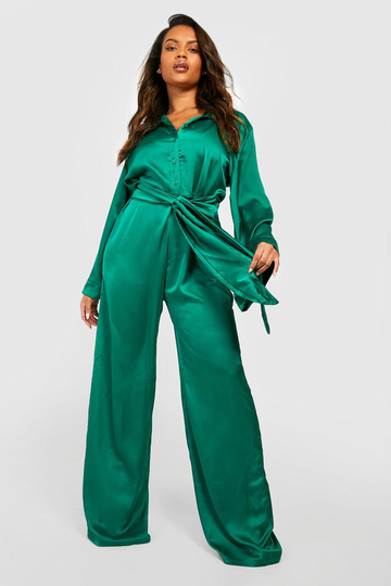 Plus Jumpsuit Med Vida Ben Och Knappar