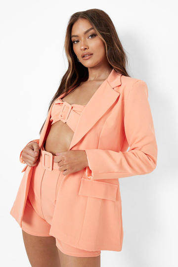 Figursydd Kavaj, Orange