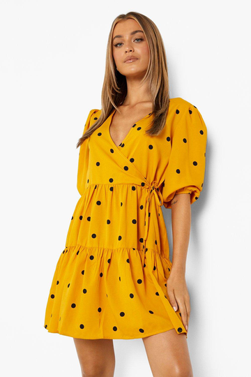 Prickig Klänning Med Knytdetalj, Yellow
