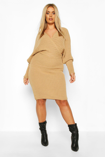 Plus - Stickad Midiklänning I Omlottmodell, Beige