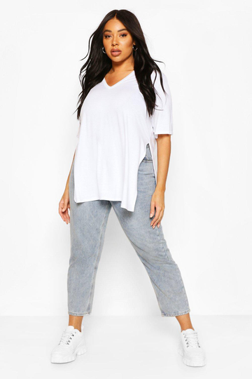 Plus - Lång T-Shirt Med V-Ringning Och Slits, White