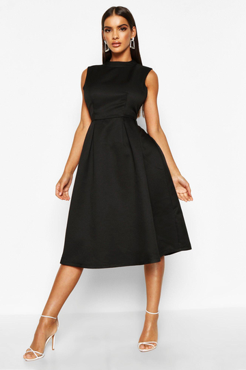Boutique Balklänning Med Hög Hals, Black