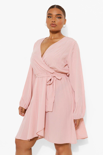 Plus - Långärmad Omlottklänning Med Volanger, Pink