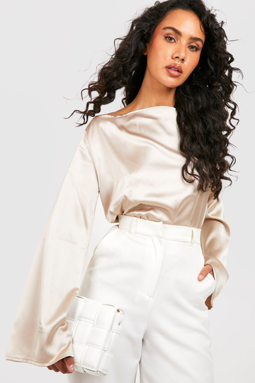 Satinblus Med Båthals, Beige